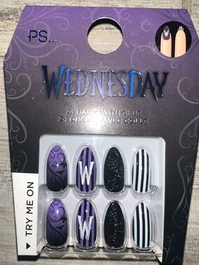 Wednesday Themed Press-On Nails - Purple, Black & White 🤌🏼🕰️